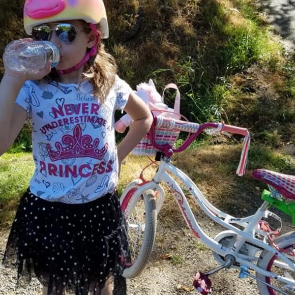 Meet your Posher, Juli - Picture 4 of 5